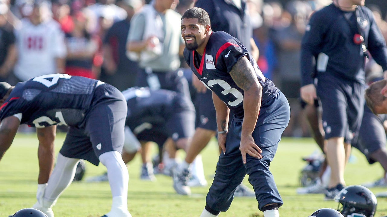 Texans RB Foster saying little in training camp